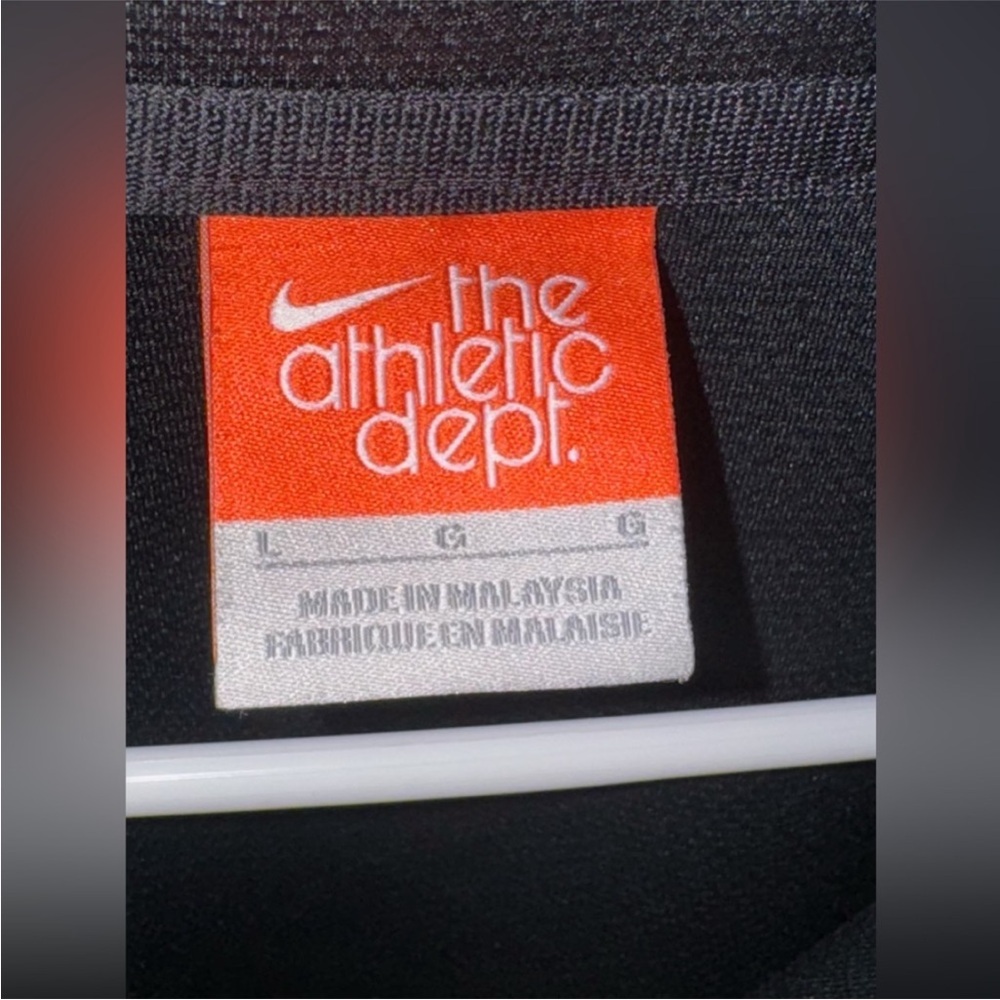 MENS NIKE THE ATHLETIC DEPT BLACK JERSEY 
Size: L/G - Picture 2 of 3